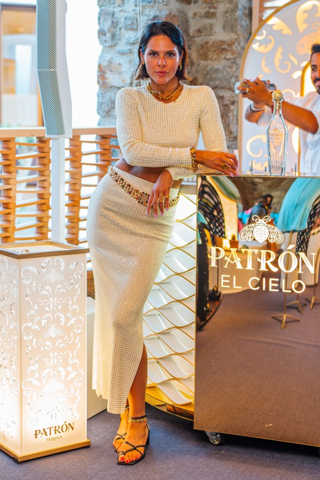 Απόδραση στη Μύκονο με τη νέα PATRÓN EL CIELO