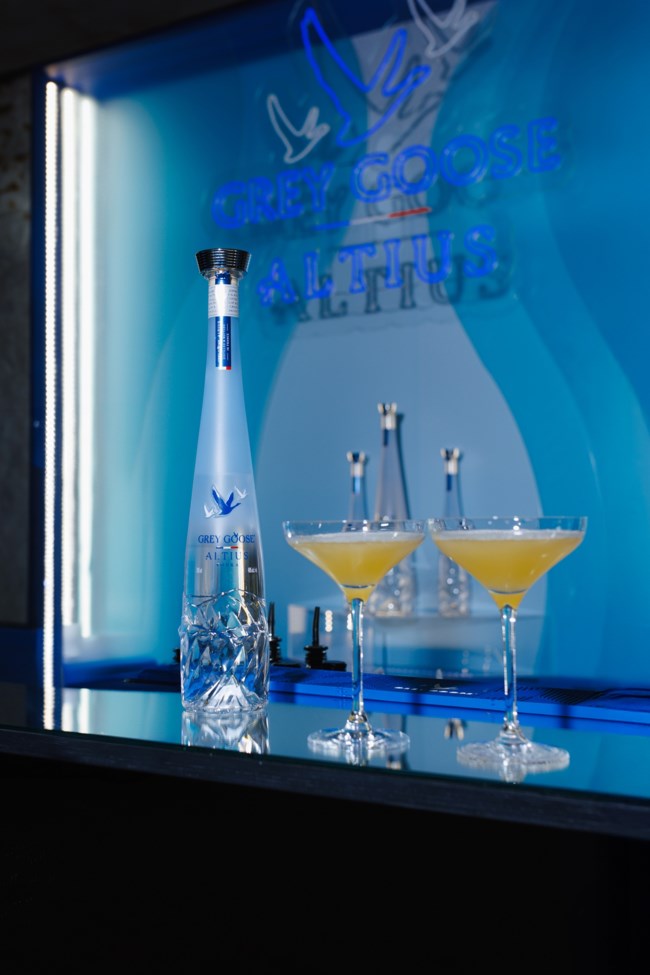 Grey Goose Altius