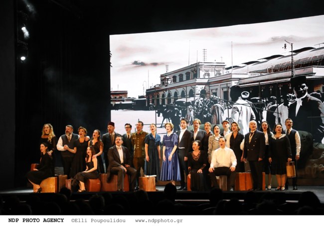 Όλες οι διάσημες εμφανίσεις στο Θέατρο Παλλάς για την "Αλεξάνδρεια"