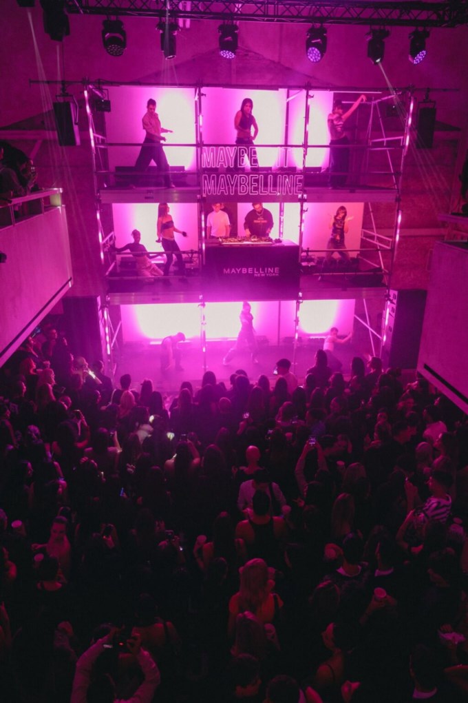 Ελένη Φουρέιρα x Maybelline