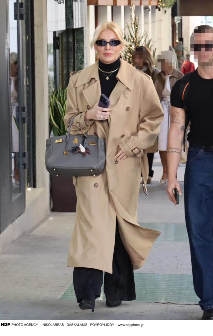 Η Κατερίνα Καινούργιου σε καθημερινή εμφάνιση