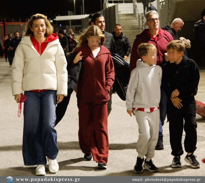 Μαριέττα Χρουσαλά & Λέων Πατίτσας σε σπάνια οικογενειακά στιγμιότυπα