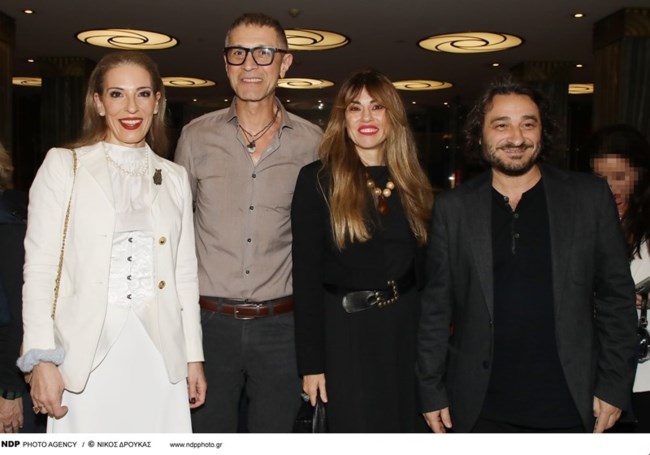 Αιμίλιος Χειλάκης - Βασίλης Χαραλαμπόπουλος | Θεατρική βραδιά μαζί με τις συζύγους τους