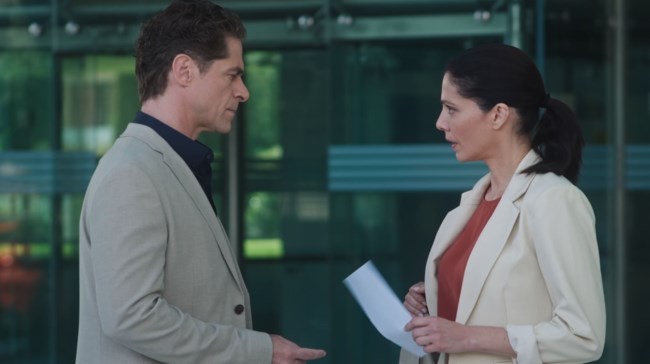 Μία νύχτα μόνο | Ο Σταύρος έρχεται πιο κοντά με την  Αρετή & ο Οδυσσέας της κάνει πρόταση γάμου