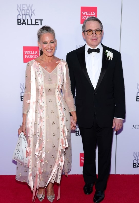 Sarah Jessica Parker: Η εμφάνιση με τον σύζυγο της στο New York City Ballet Fall Fashion Gala