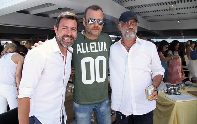 Διάσημες Εμφανίσεις
 - εικόνα 24