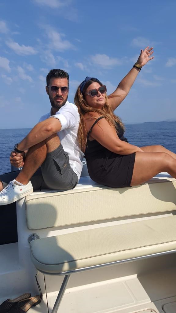 Γιάννης Τσιμιτσελης Δανάη Μπάρκα "Fishy"