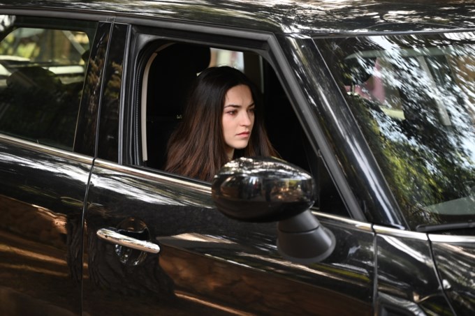 Να μ' αγαπάς