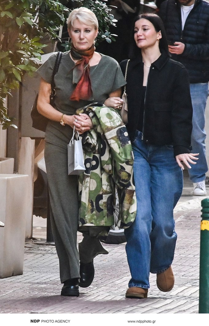 Νατάσα Παζαΐτη, Αλίκη Καραμανλή