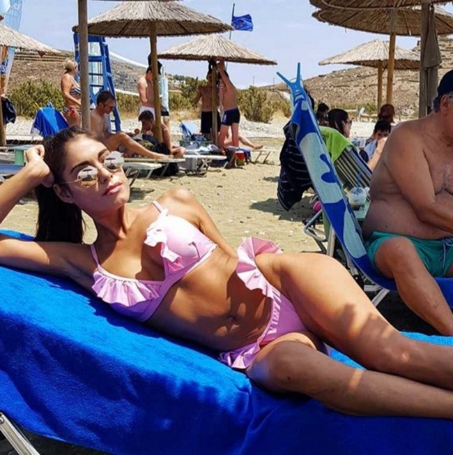 Social Media Report
- εικόνα 2