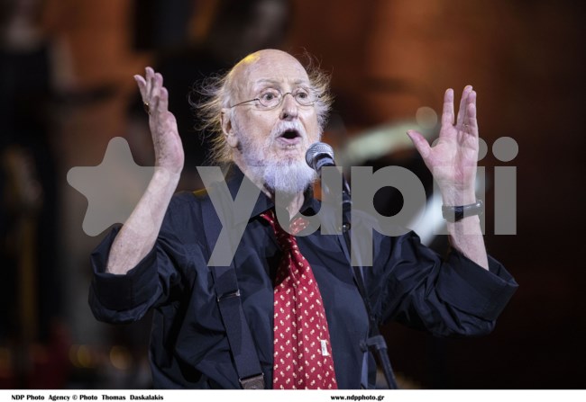 Όλες οι διάσημες αφίξεις στο Ηρώδειο για τη συναυλία του Διονύση Σαββόπουλου