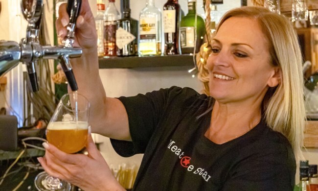 Χριστίνα Λαμπίρη - Meat The Stars