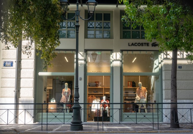 Γνωρίστε τη νέα boutique Lacoste στο Μέγαρο Αρσακείου