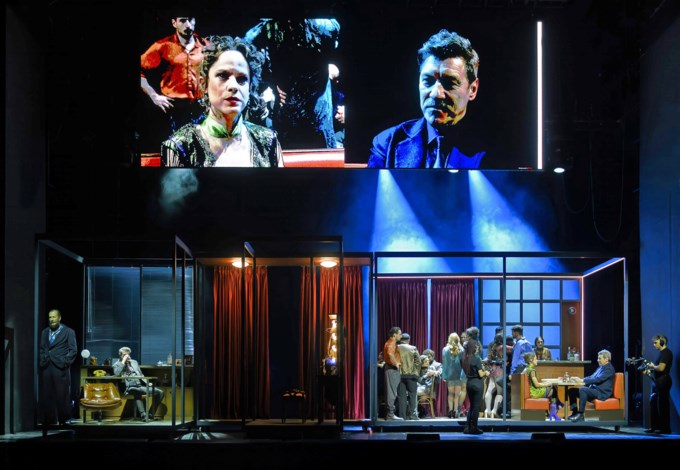 Όλες οι διάσημες εμφανίσεις στο θέατρο Παλλάς για την πρεμιέρα της "Λόλα"