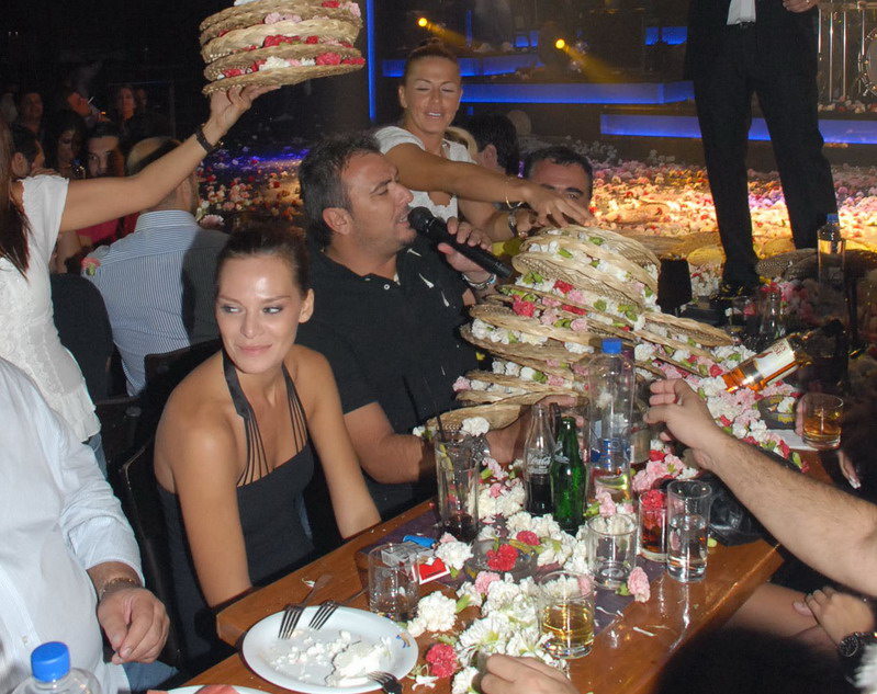 Διάσημες Εμφανίσεις