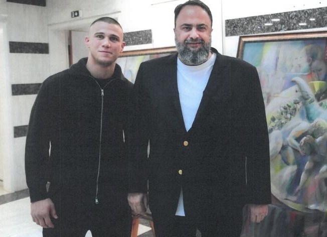 Ο Βαγγέλης Μαρινάκη στηρίζει τον Παγκόσμιο Πρωταθλητή πάλης, Γιώργο Κουγιουμτσίδη στον δρόμο για τους Ολυμπιακούς Αγώνες του Λος Άντζελες