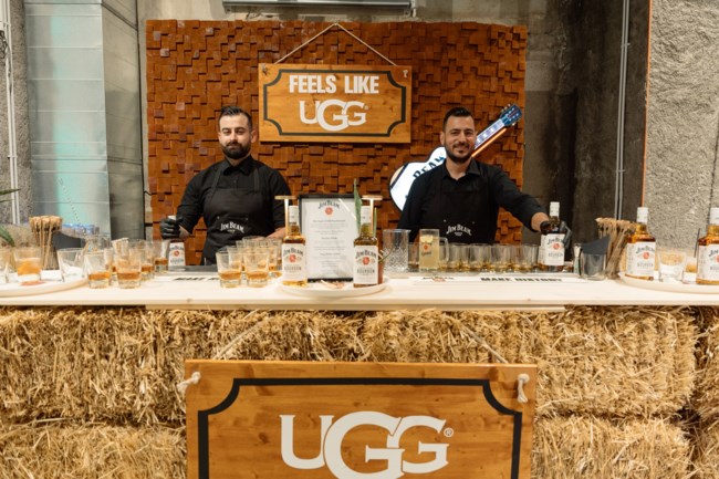 UGG JIM BEAM