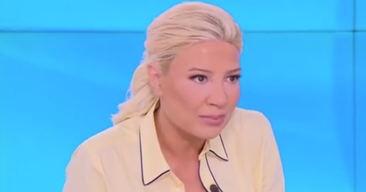 Αντέδρασε η Φαίη Σκορδά: 