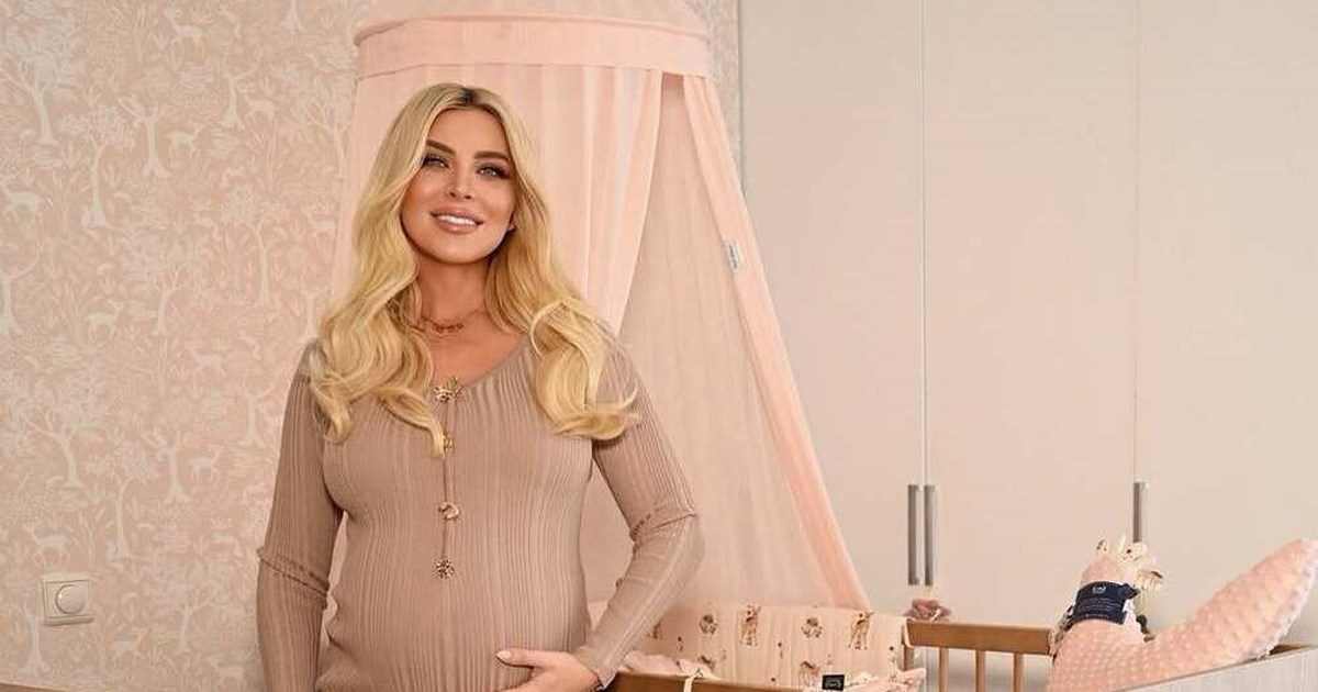 Η Κατερίνα Καινούργιου μετρά αντίστροφα για τον ερχομό της κόρης της - Οι τρυφερές φωτογραφίες