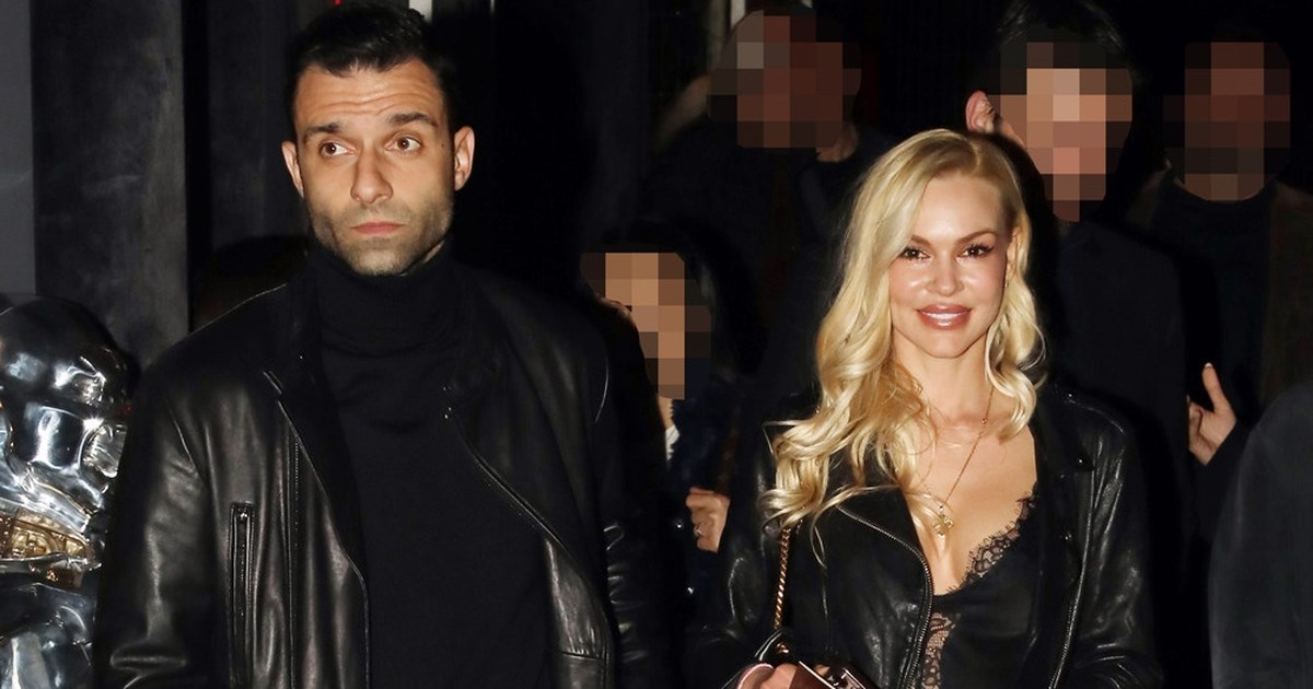 Βίκυ Κάβουρα & Γιώργος Τζαβέλας παντρεύτηκαν και βάπτισαν την 2 ετών κορούλα τους