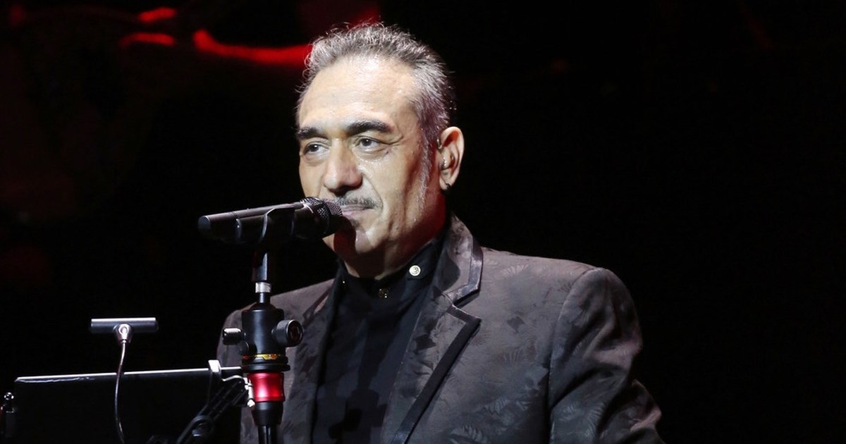 Ο λόγος που ο Νότης Σφακιανάκης θα απουσιάζει από την κηδεία της αδερφής του