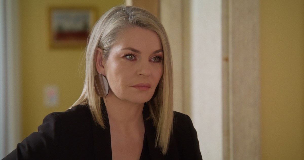 Μόνο στο Yupiii! Να μ' αγαπάς: Η Σοφία γίνεται ζευγάρι με τον βιολογικό πατέρα των διδύμων!