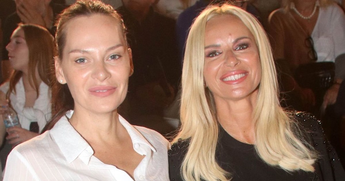 Ξεκαρδιστικές Μαρία Μπεκατώρου και Υβόννη Μπόσνιακ: 