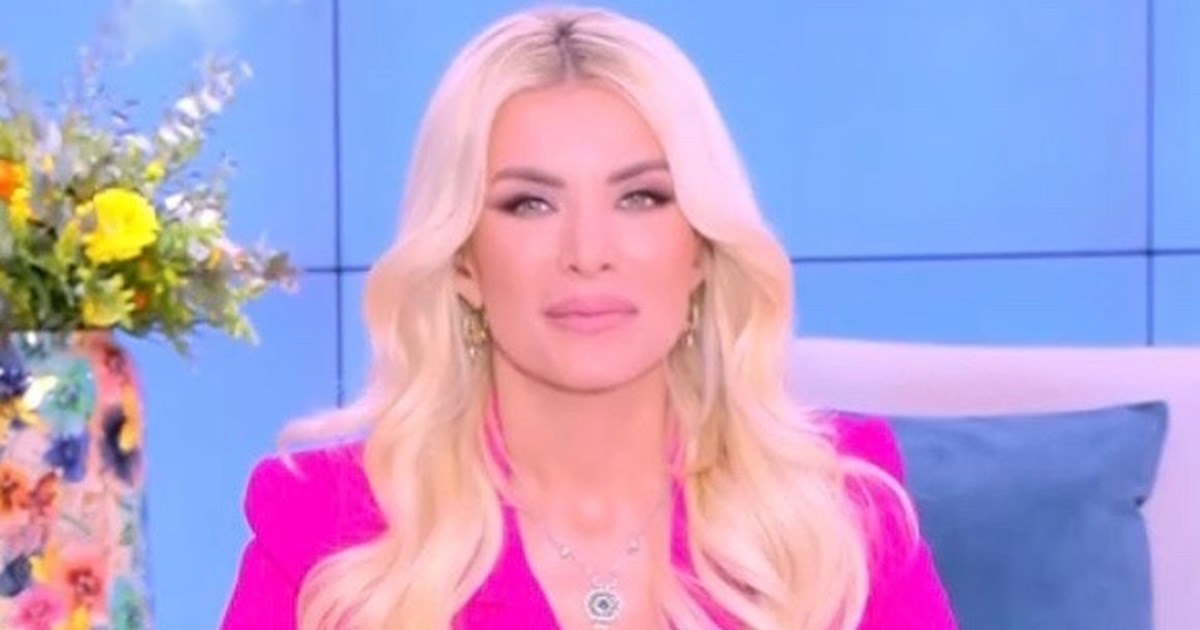 Κατερίνα Καινούργιου: “Αν πάρω μονόπετρο θα βλέπετε μόνο το χέρι μου, αλλά δεν ξέρουμε αν θα γίνει και ποτέ”