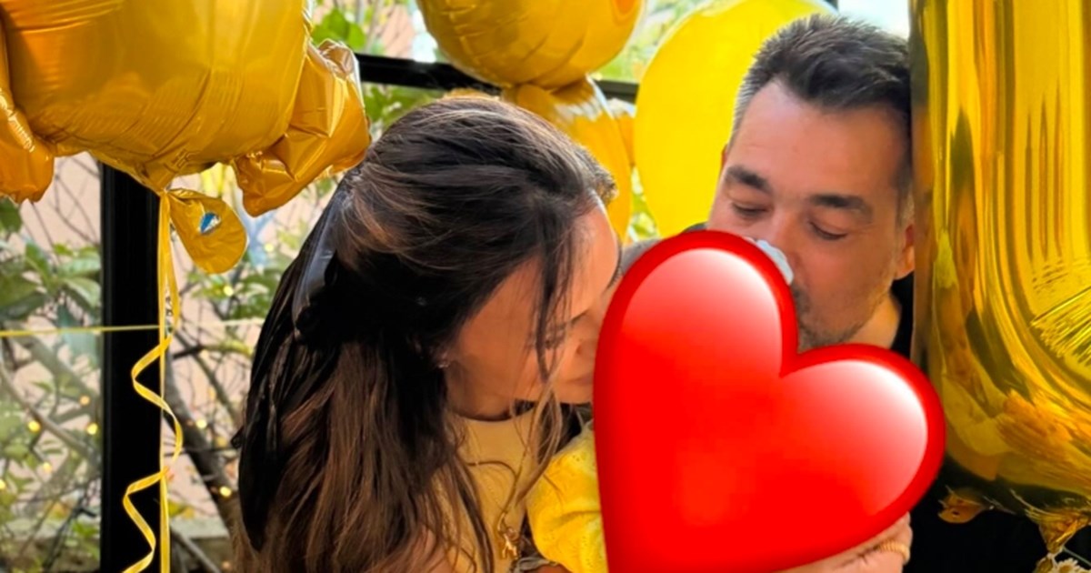 Η Ελένη Τσολάκη γιόρτασε τα πρώτα γενέθλια της κόρης της: 