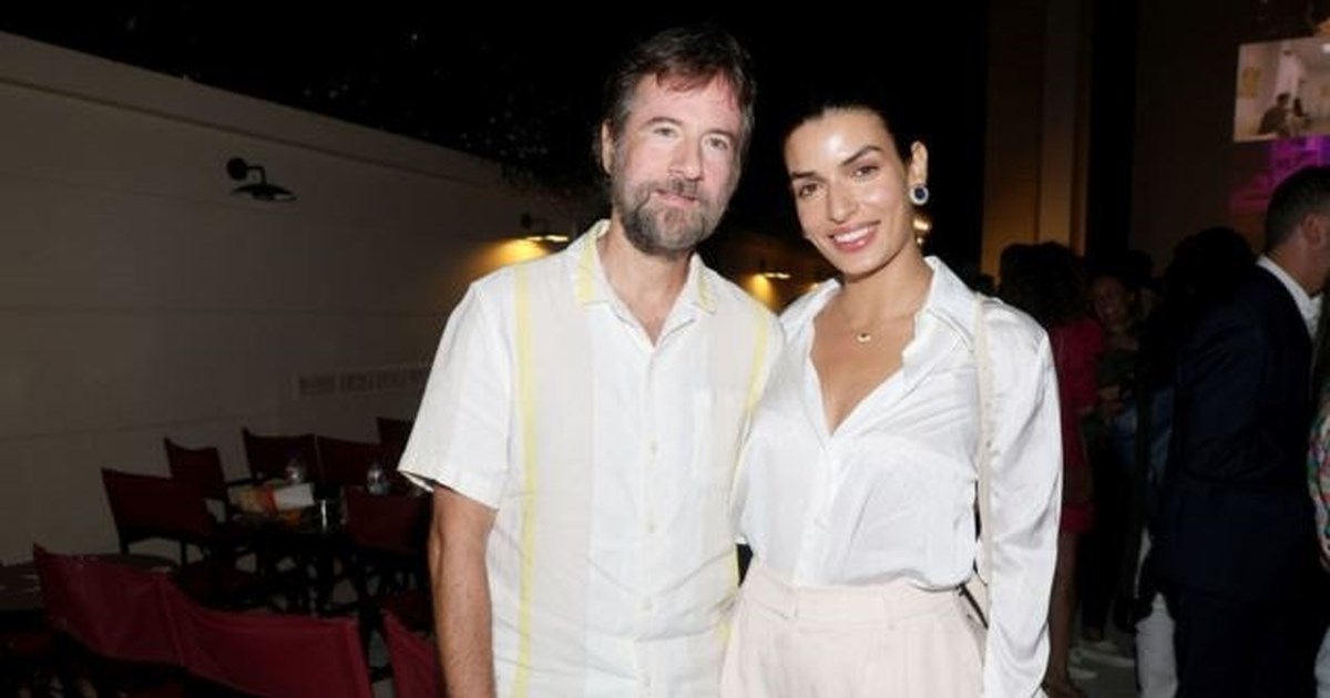 Πάσχα στην Ύδρα για Τόνια Σωτηροπούλου & Κωστή Μαραβέγια - Οι κοινές διακοπές με τη Τζένη Μπότση