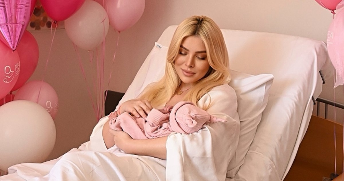 Κατερίνα Καινούργιου | Οι διάσημες παρουσιάστριες που την επισκέφτηκαν στο μαιευτήριο