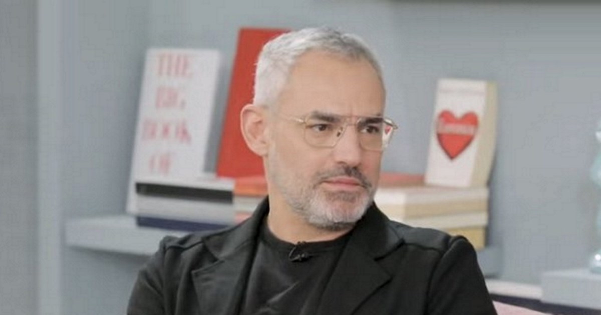Νίκος Συρίγος: “Αυτό ζητάω στις προσευχές μου, η μητέρα μου να ξανασηκωθεί στα πόδια της”