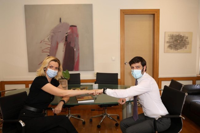 Νικόλας Γιατρομανωλάκης: "Αν το έκρυβα ότι είμαι gay, τι μήνυμα θα έδινα;"