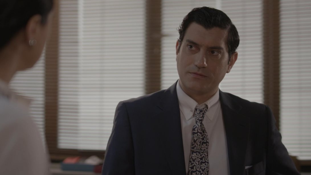 Ο Παράδεισος των κυριών | Η αποκάλυψη του Αποστόλη στον Ντίνο τον βγάζει εκτός εαυτού