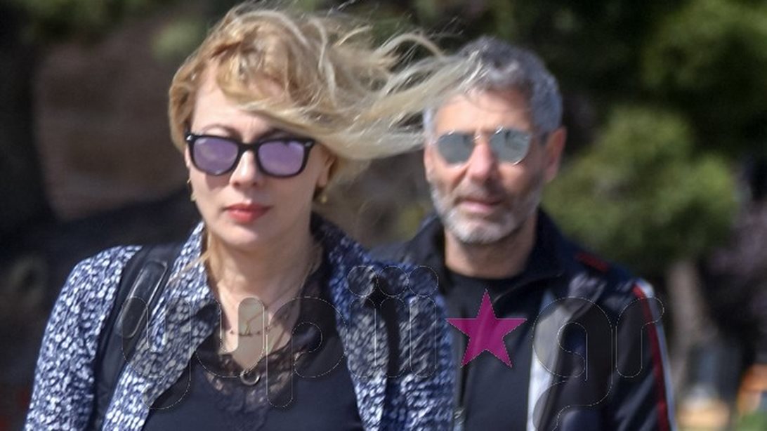 Σμαράγδα Καρύδη &amp; Θοδωρής Αθερίδης: Χαλαρές στιγμές στη Θεσσαλονίκη!