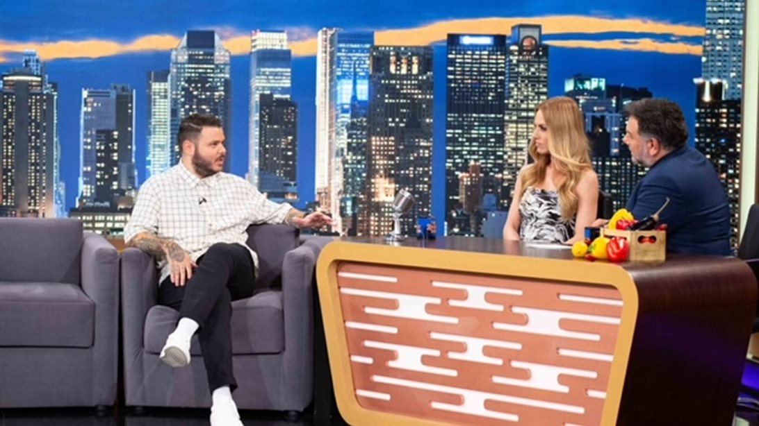 Άνταμ Κοντοβάς | Το ξεκαρδιστικό περιστατικό εν ώρα εργασίας, πριν ασχοληθεί με τη μαγειρική