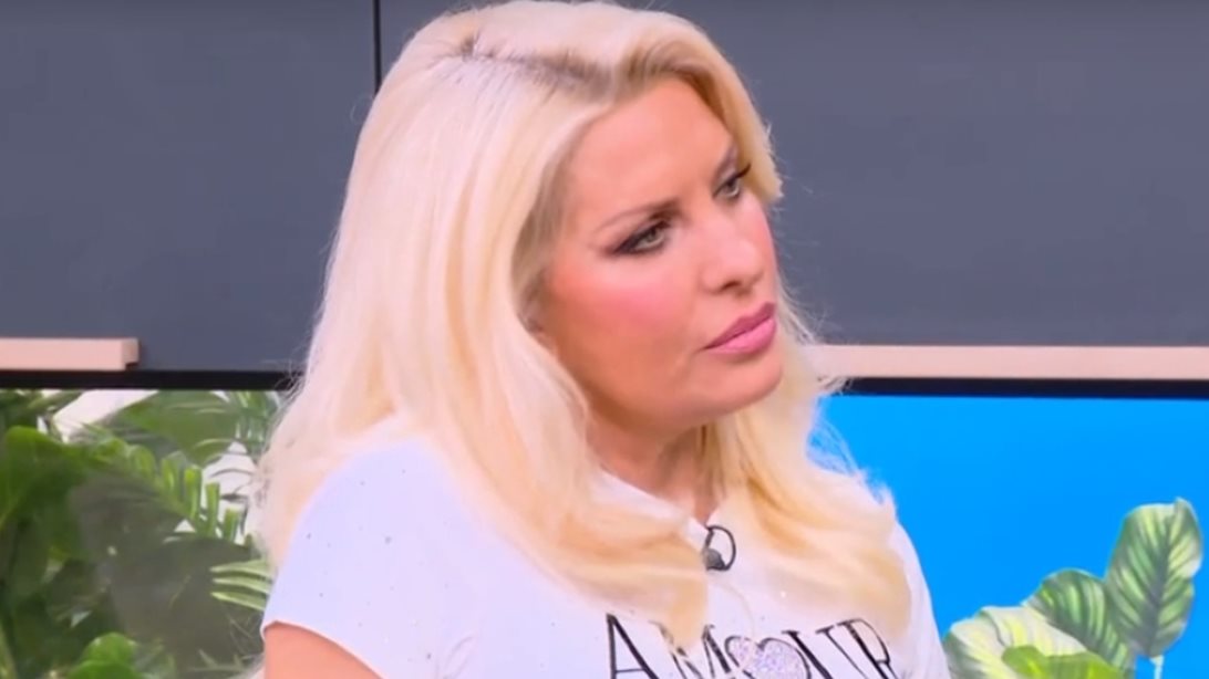 Ελένη Μενεγάκη: &quot;&#39;Εκλαιγα χθες το βράδυ - Έχω χοντροξεφύγει&quot;