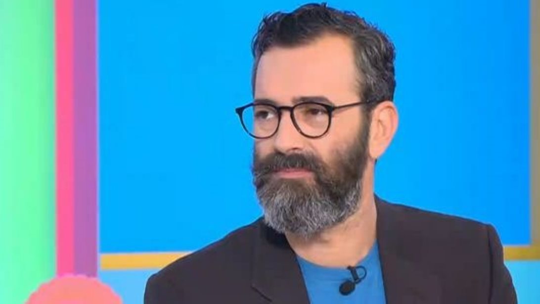 Άγγελος Μπράτης για Βίκυ Καγιά: &quot;Απ’ ότι βλέπω στο Instagram της, περνάει πολύ ωραία&quot;