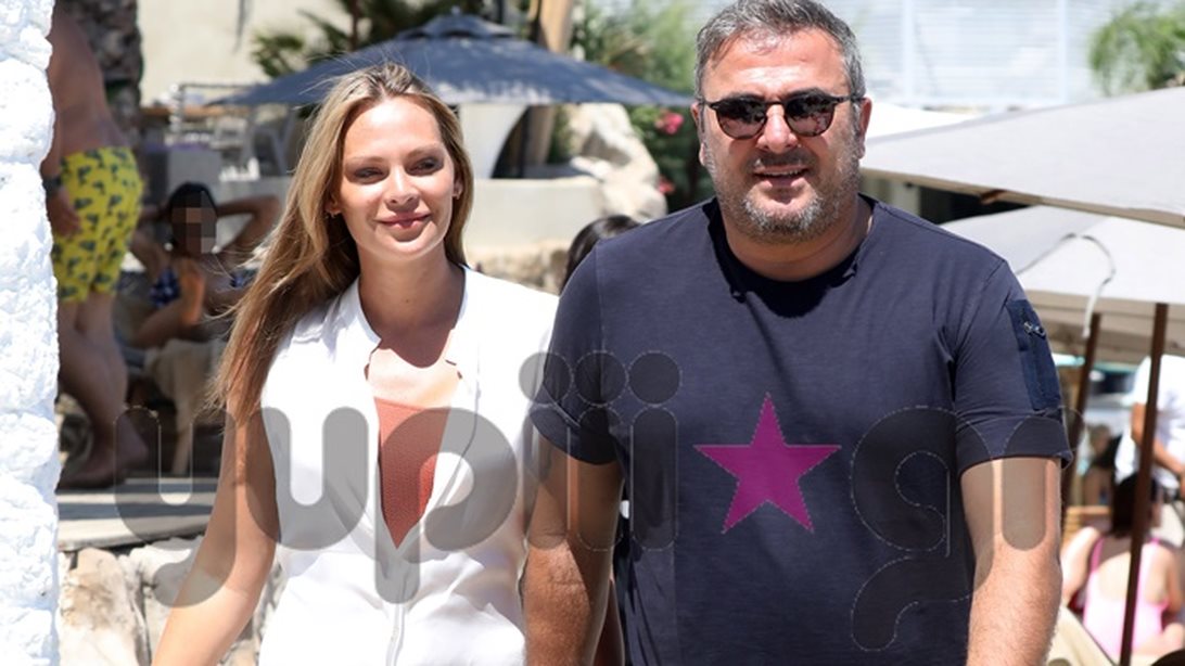 Υβόννη Μπόσνιακ &amp; Αντώνης Ρέμος: Χαλαρές στιγμές για δύο στη Μύκονο