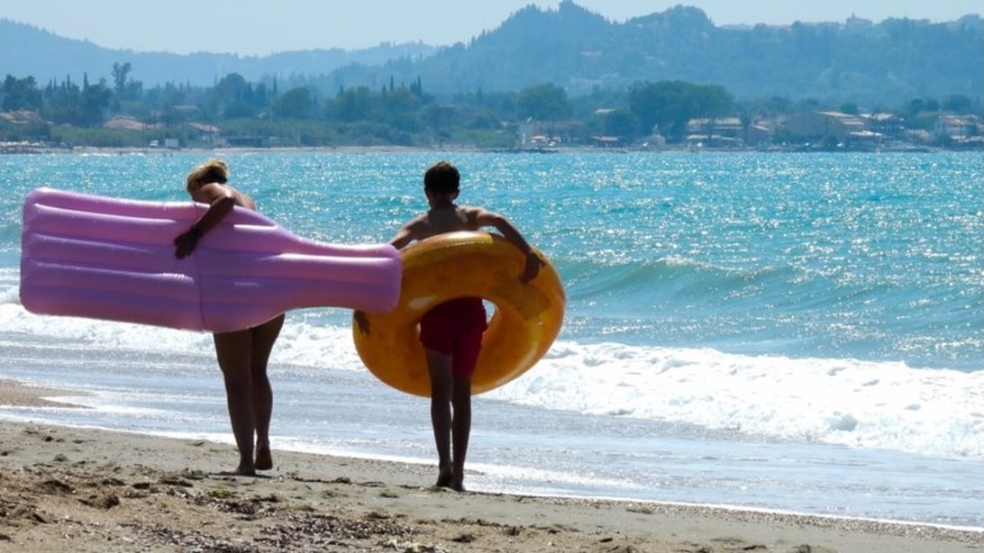 Καιρός: Ξεκινά νέο κύμα παρατεταμένης ζέστης από σήμερα - Ανοδος του υδράργυρου και μποφόρ