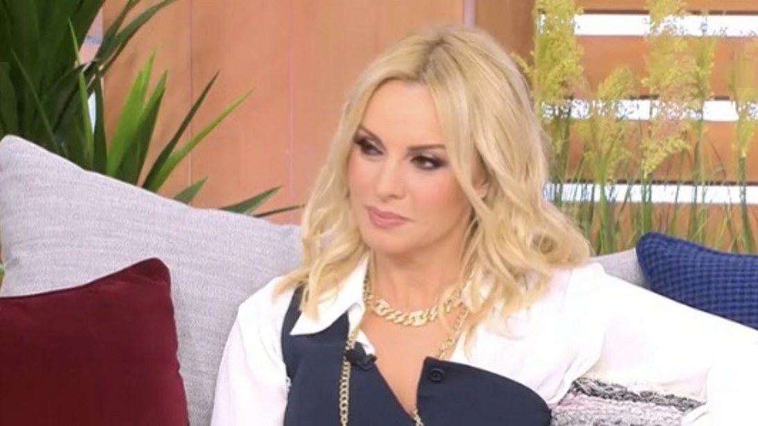 Πέγκυ Ζήνα: "Με την υποψία ότι κάποιος πάει να φερθεί έτσι, αποκτώ το μάτι του καρχαρία"