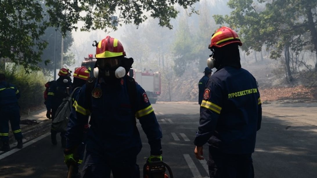 Πώς η φωτιά στον Βαρνάβα έφτασε να καίει το Χαλάνδρι: Το πρόβλημα με τα εναέρια μέσα - Ψάχνουν για εμπρησμό ή βραχυκύκλωμα