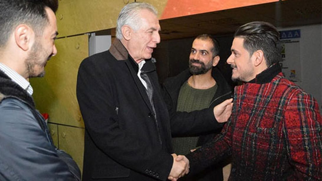 Stan: Η λαμπερή Χριστουγεννιάτικη βραδιά στο Περιστέρι: Φωτογραφίες &amp; Video