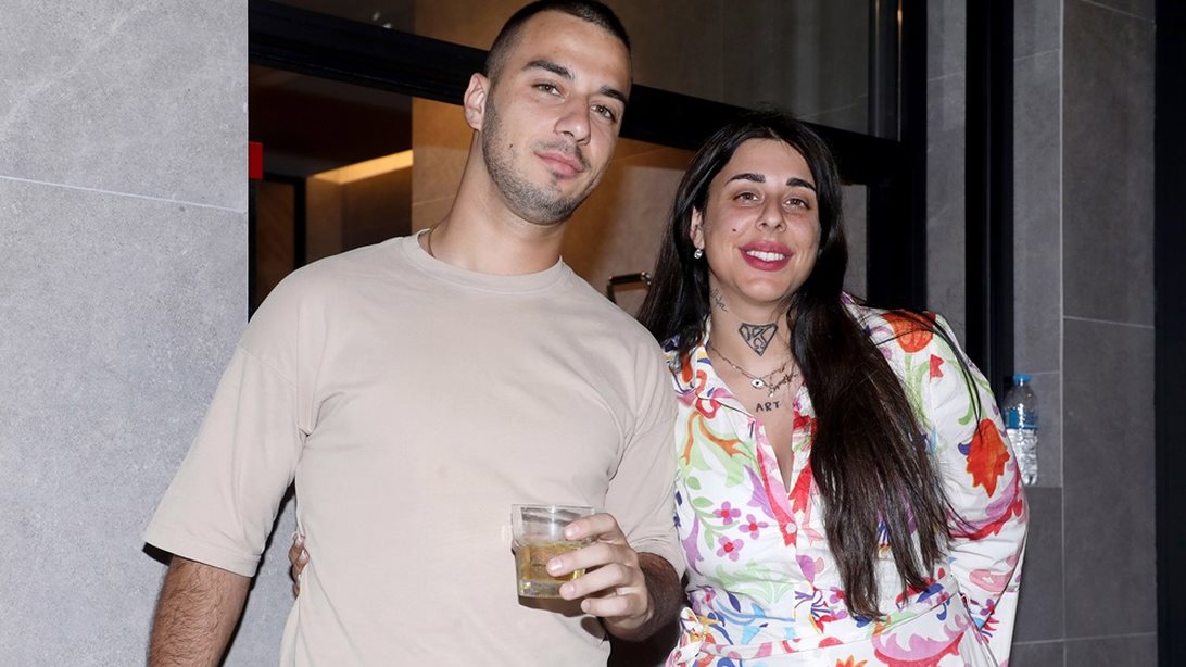 Η Super Κική στην πρώτη δημόσια εμφάνιση με φουσκωμένη κοιλίτσα