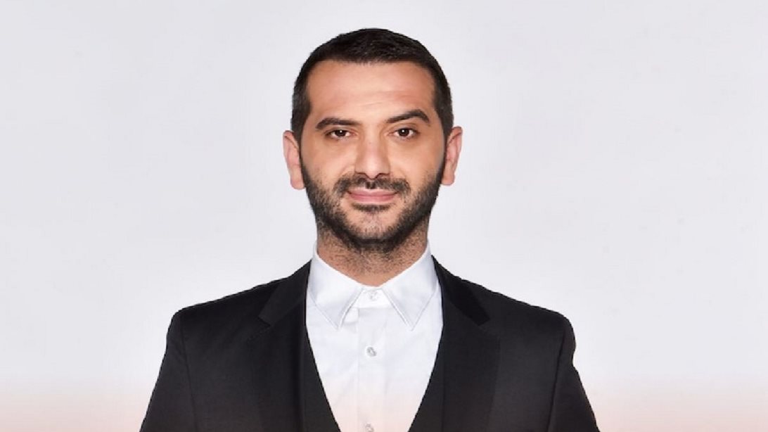 Ο Λεωνίδας Κουτσόπουλος "λιώνει" για τον γιο του | Το νέο βίντεο με τον Κίμωνα