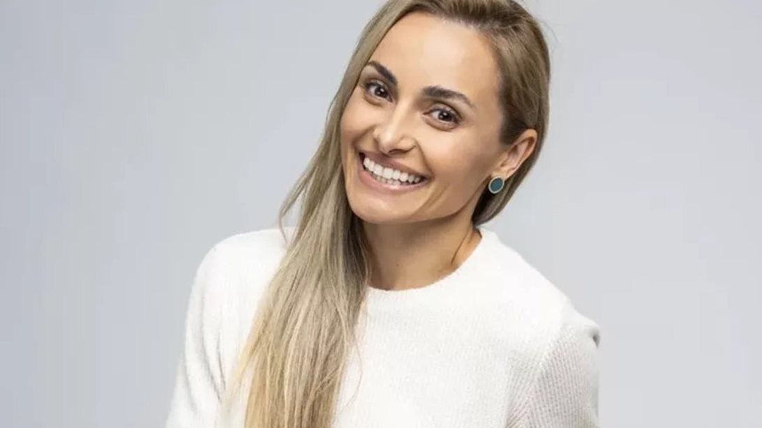 Βασιλική Μιλλούση | Ταξίδι αστραπή στο εξωτερικό για χάρη του Λευτέρη Πετρούνια