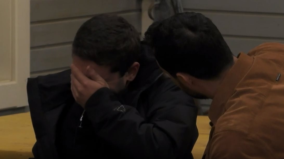 &quot;Η Φάρμα&quot; |  Εκτός παιχνιδιού ο Σταμάτης Γαρδέλης - &quot;Λύγισε&quot; ο Κωνσταντίνος Κουτσαβάκης