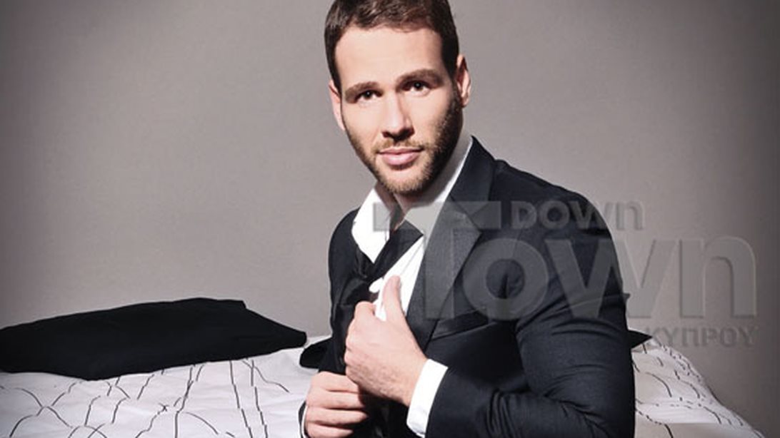 Δημήτρης Δερμετζόγλου: Μιλά για όλα! Η συνεργασία του με τη Βίκυ Χατζηβασιλείου, η δημοσιότητα και η προσωπική του ζωή