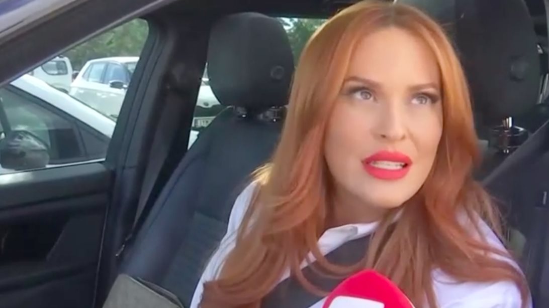 Η Σίσσυ Χρηστίδου ξεκαθαρίζει για τον Δημήτρη Ουγγαρέζο: &quot;Με πείραξε η υπόνοια που άφησε ότι όλο αυτό είναι κατευθυνόμενο&quot;