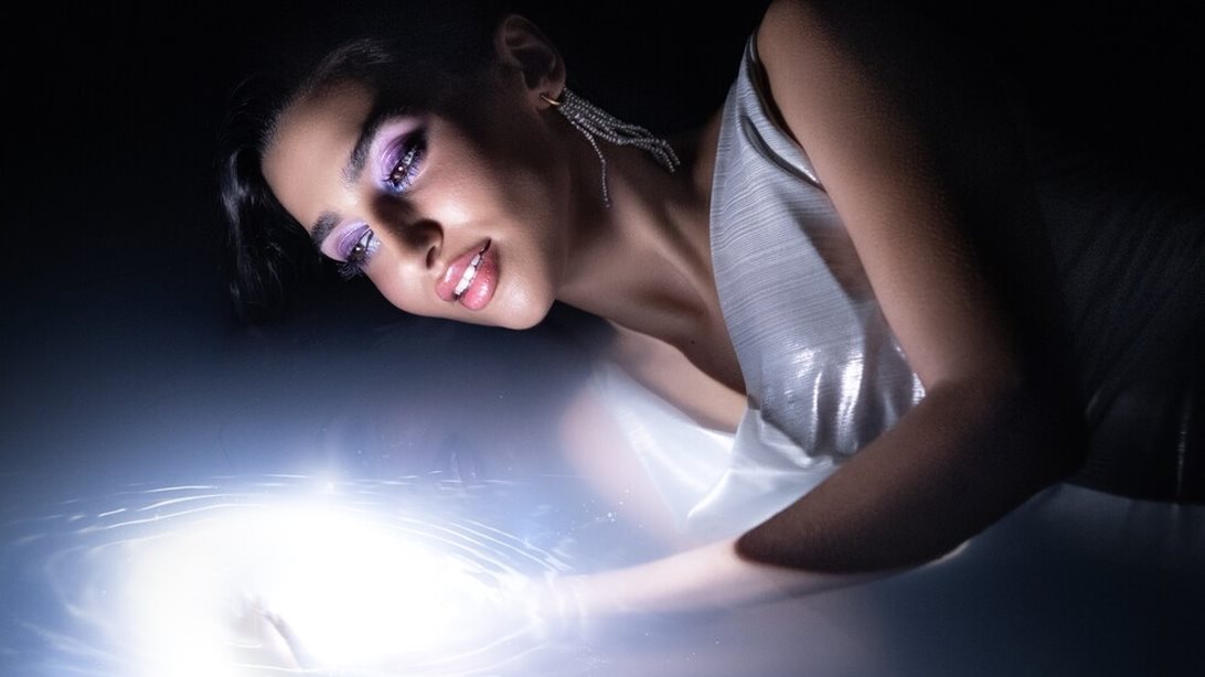 Το νέο πρότζεκτ της Αναστασίας, "Σαν Όνειρο", σαρώνει με 45 εκ. streams και κάνει το πιο απρόσμενο δώρο στους fans της